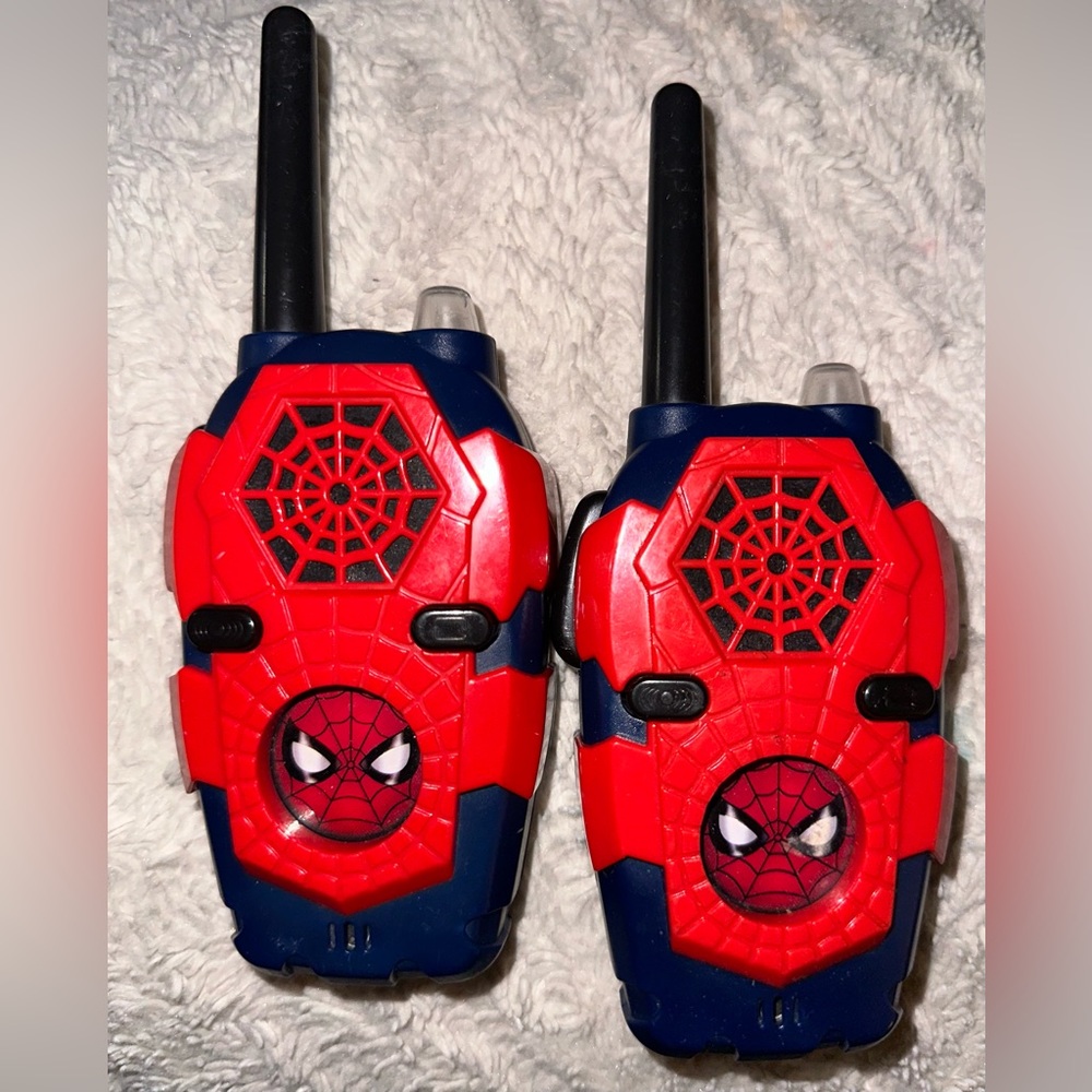 Vintage Collectible Spider Man Walkie Talkie. - Picture 1 of 2